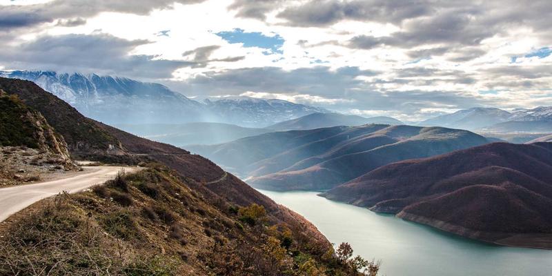 告别打分与排名：如何构建以‘绩效改进’为核心的持续发展企业管理新循环