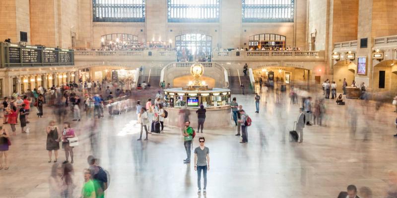 驱动企业增长的双引擎:构建可持续的员工激励与保留机制